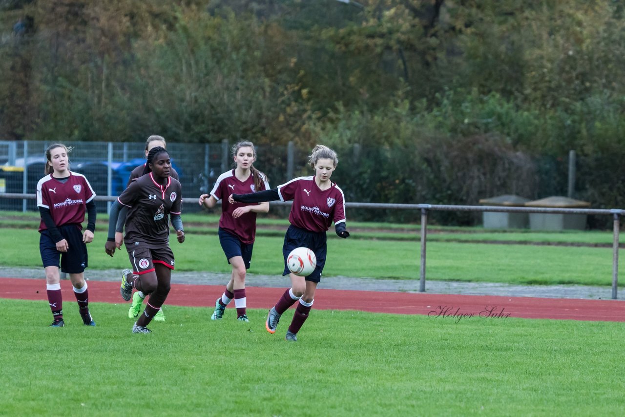 Bild 92 - C-Juniorinnen Halstenbek-Rellingen - St.Pauli : Ergebnis: 0:5